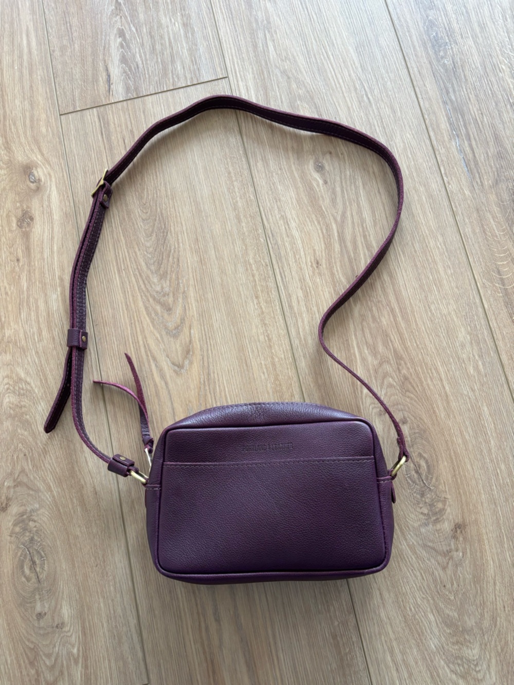 Like new Portland leather camera bag plum purple